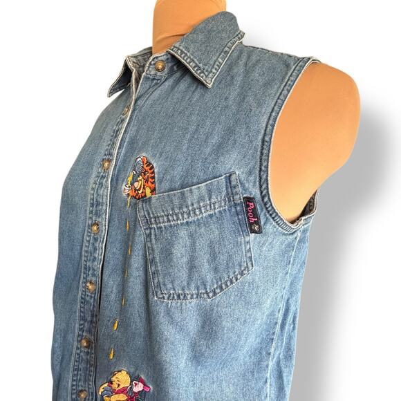 Vintage Disney Pooh Chambray Denim Shirt Tigger Piglet Embroidery Button Front - Picture 3 of 9